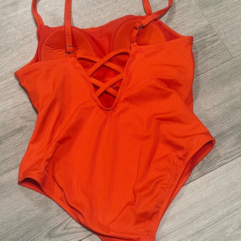 Kona Sol Swimsuit‎ One Piece Sz L Vibrant Orange